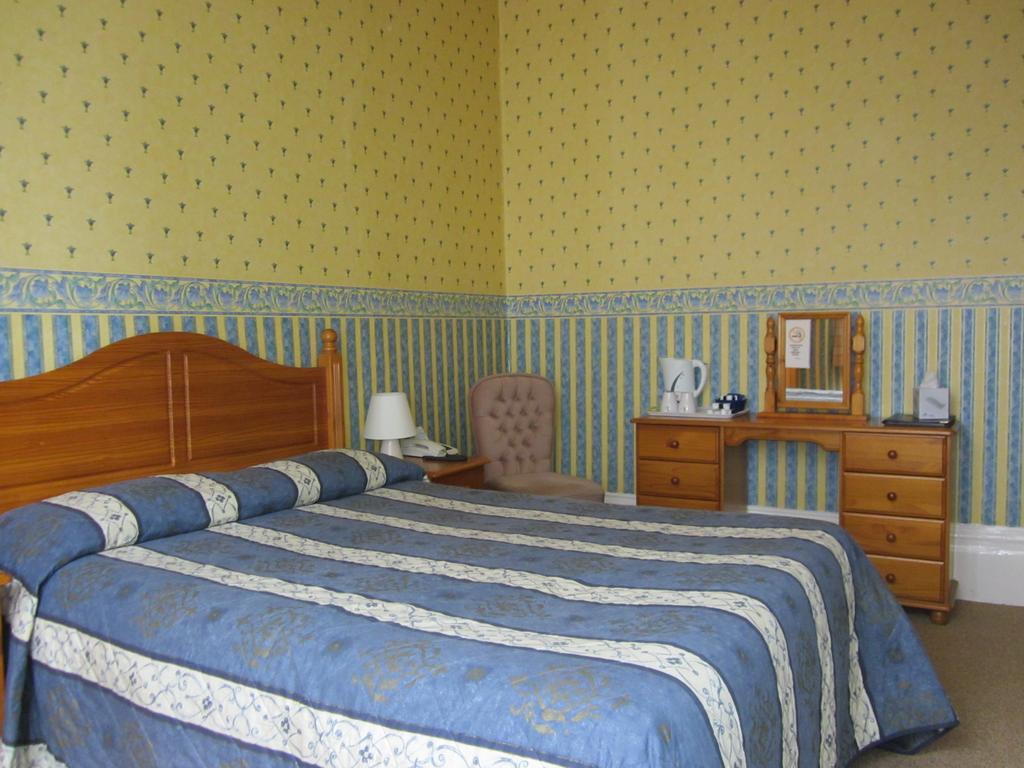 The Highcliffe Hotel Clevedon Habitación foto